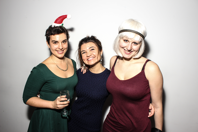 Illustration for article titled A BIZARRE HOLIDAY PARTY